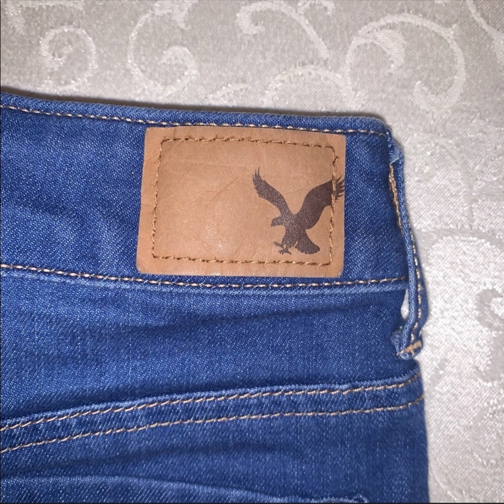 AEO Denim High Rise Shortie - Picture 4 of 6